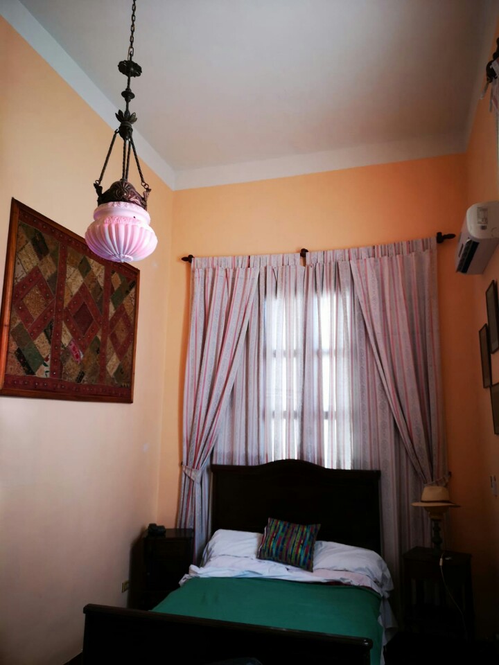 Apartamento privado de una habitación por el túnel de Línea