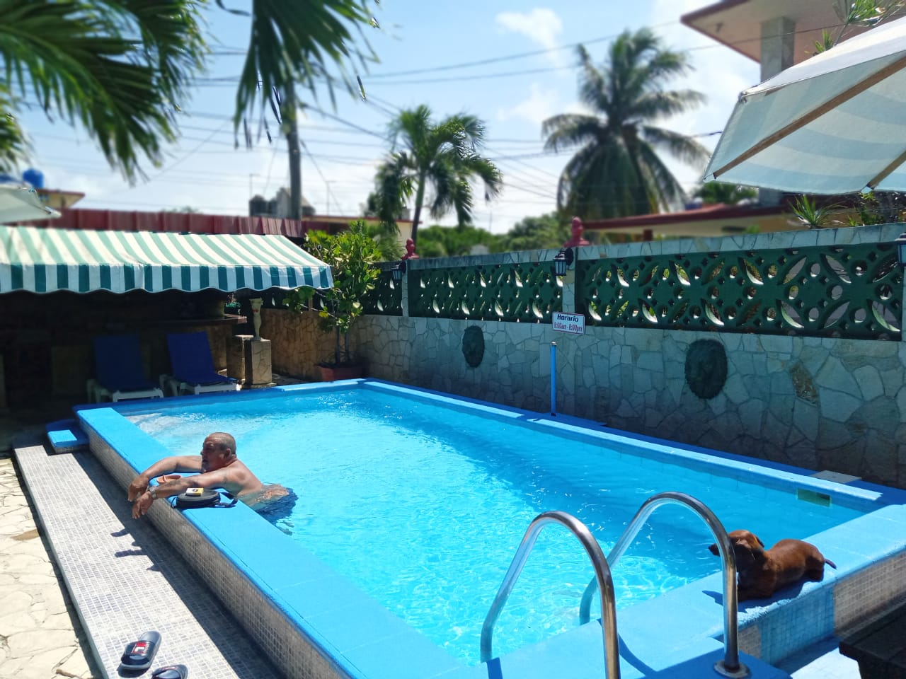 Casa de tres habitaciones con piscina en la playa de Guanabo