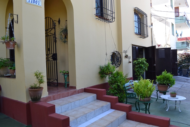 Hostal de  3 habitaciones en una Casona que se encuentra en Miramar