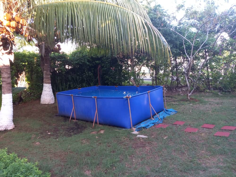 Casa de una habitación en Guanabo con piscina de lona