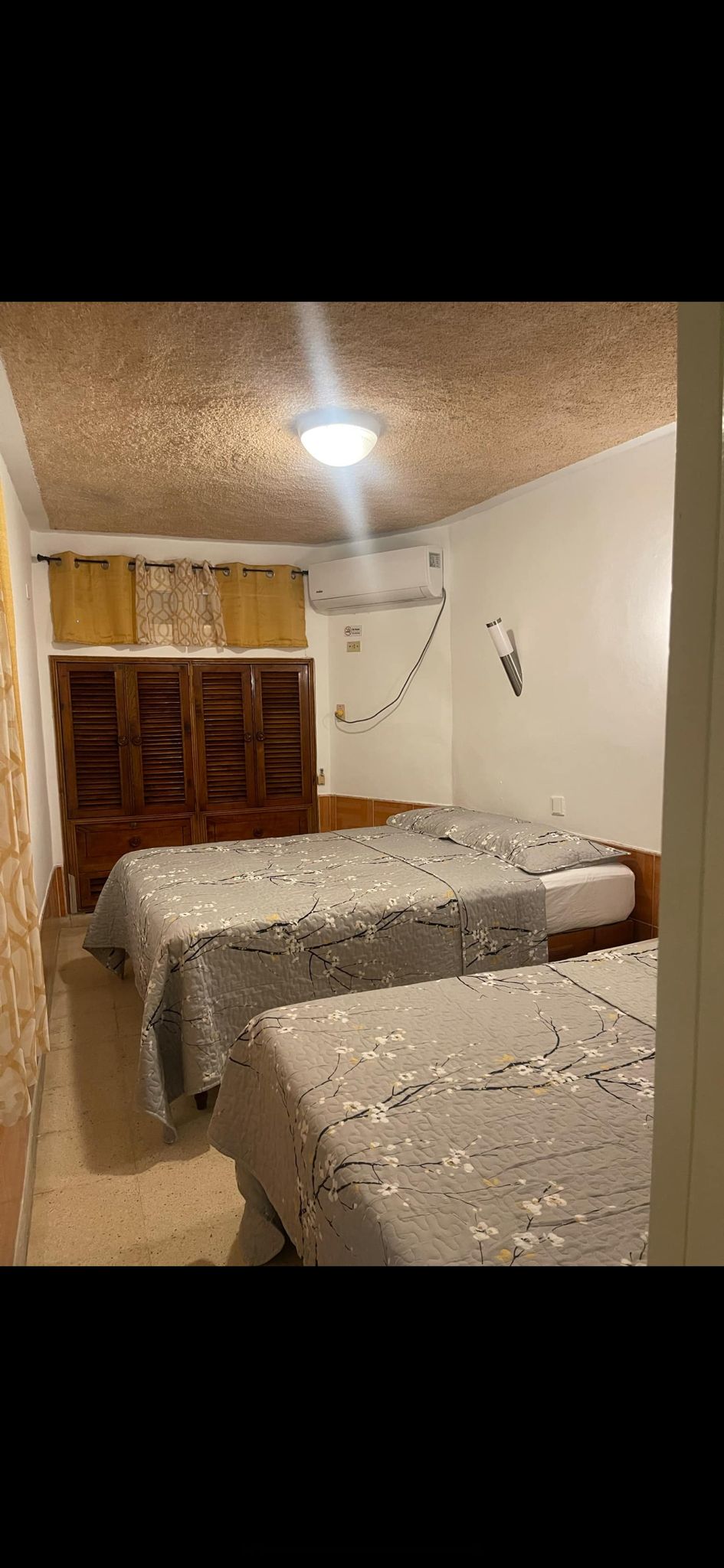 Casa de dos habitaciones a 100 metros de la playa de Varadero.