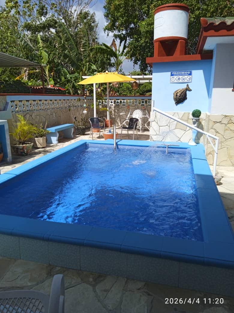 Casa de dos habitaciones en Guanabo