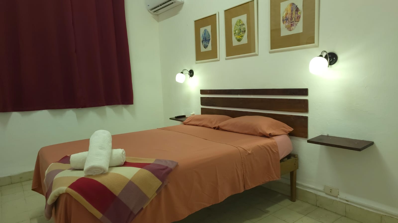 Apartamento privado de una habitación a pocos metros del malecón habanero
