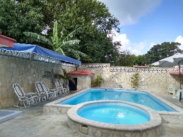 Casa en Guanabo que consta de cuatro habitaciones
